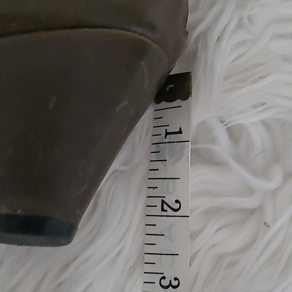 Vegan Leather cut out ankel boots - Picture 12 of 13